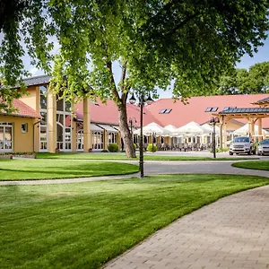 Eprespark Panzio , Vecsés Ungaria